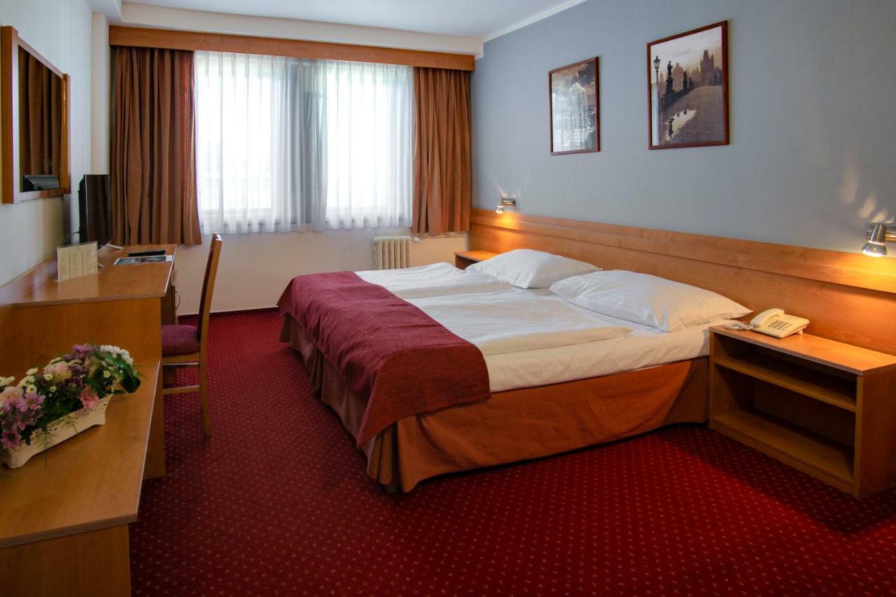 Hotel Globus ปราก ภายนอก รูปภาพ